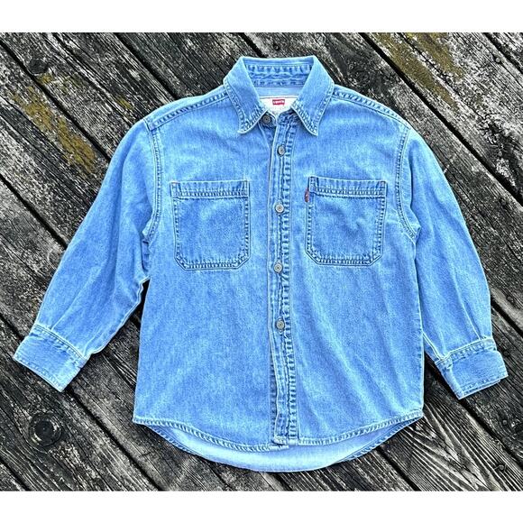 Vintage Levi’s Boys Small 8-10 Denim Button Up Shirt Medium Wash 100% Cotton - Picture 1 of 7